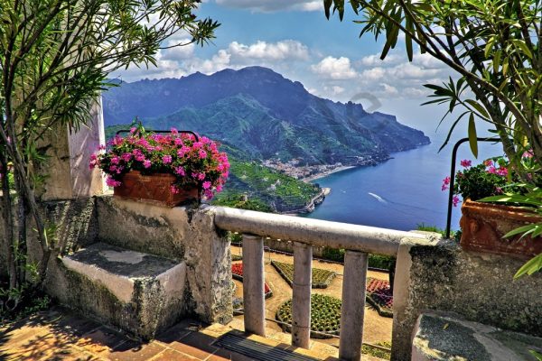 ravello-diem-den-du-thuyen-chau-au-bo-bien-amalfi